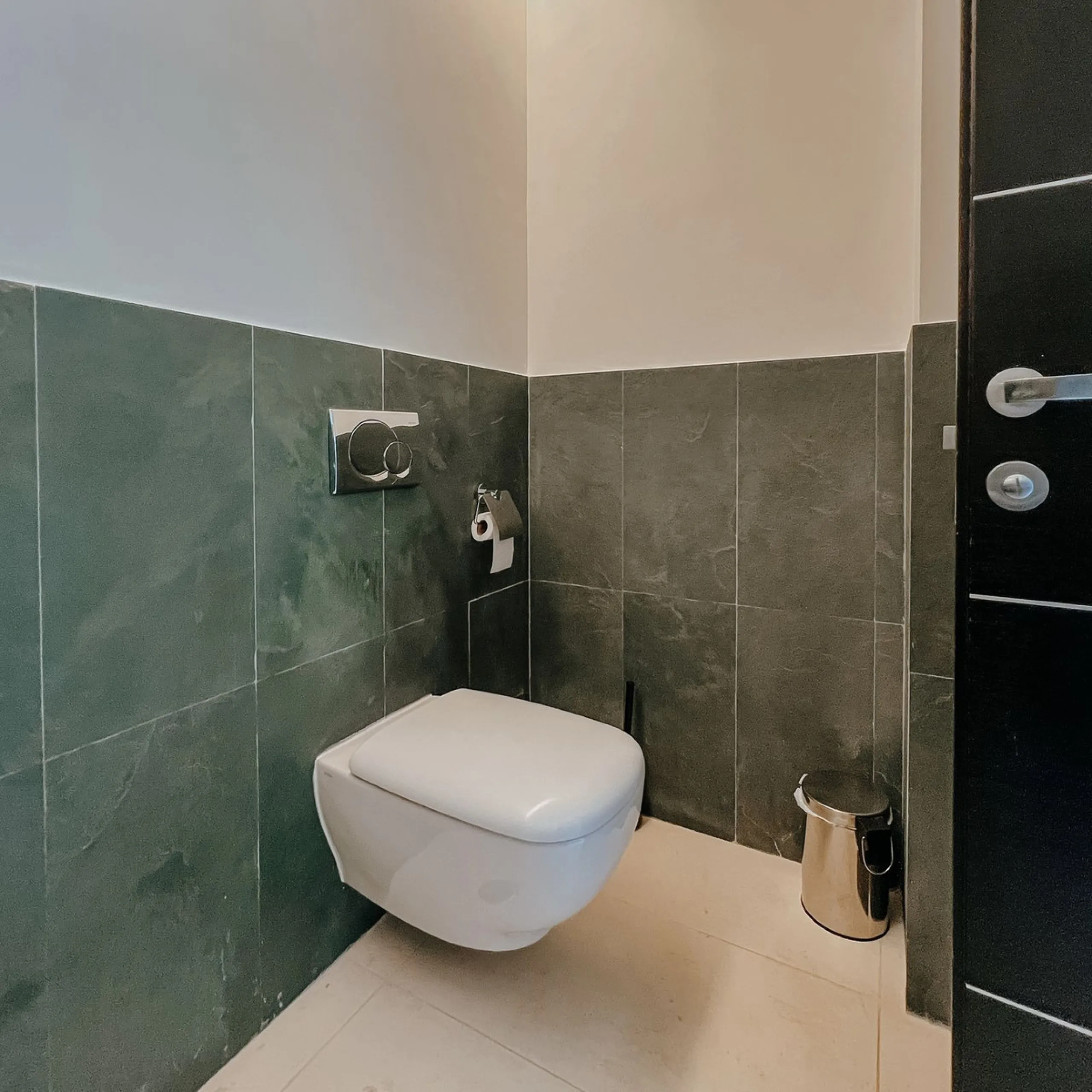 House - Townhouse в продаже в Marbella, Málaga. В доме 3 спален и 4 ванных комнат. Площадь дома 480 м²
