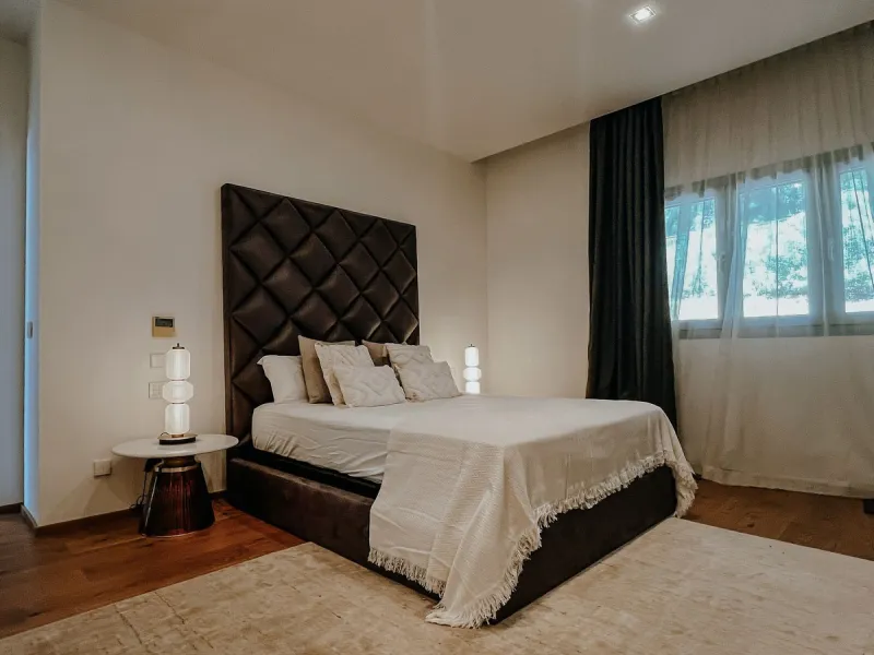 House - Townhouse в продаже в Marbella, Málaga. В доме 3 спален и 4 ванных комнат. Площадь дома 480 м²