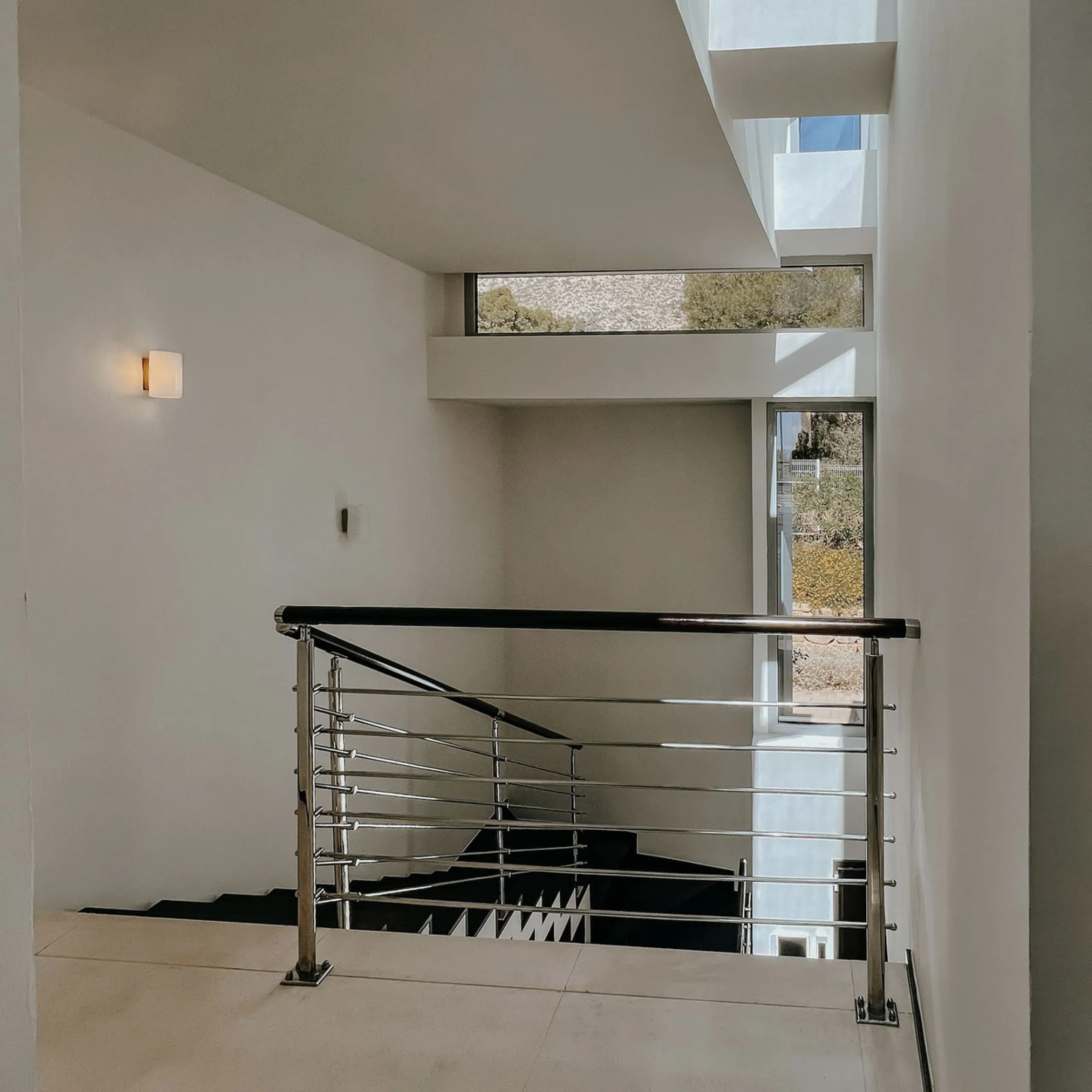 House - Townhouse в продаже в Marbella, Málaga. В доме 3 спален и 4 ванных комнат. Площадь дома 480 м²