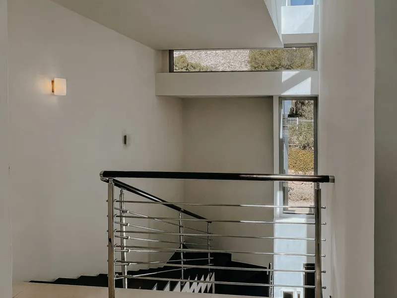House - Townhouse в продаже в Marbella, Málaga. В доме 3 спален и 4 ванных комнат. Площадь дома 480 м²