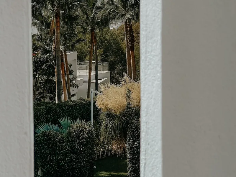 House - Townhouse в продаже в Marbella, Málaga. В доме 3 спален и 4 ванных комнат. Площадь дома 480 м²