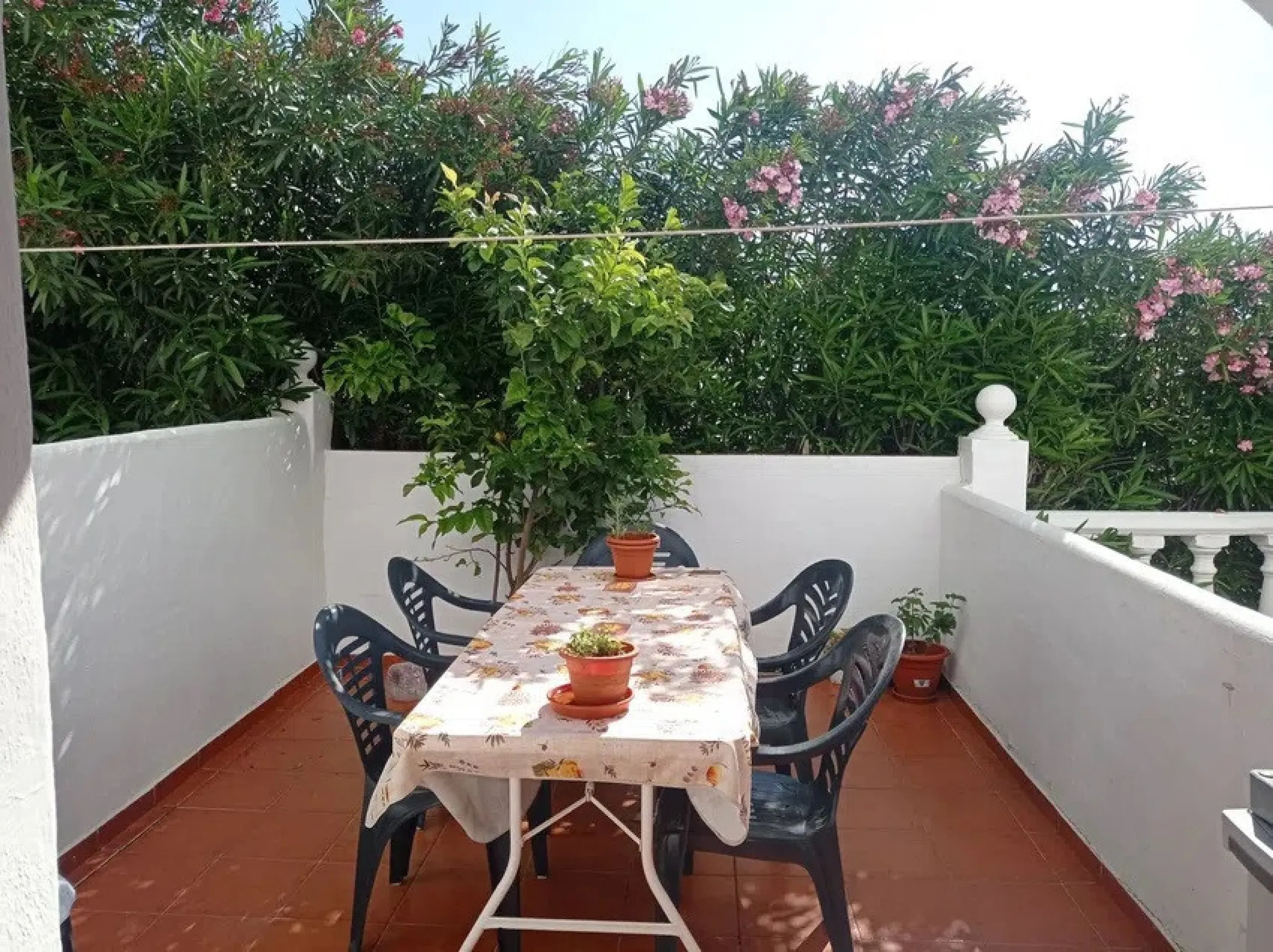 House - Townhouse в продаже в Mijas, Málaga. В доме 4 спален и 1 ванных комнат. Площадь дома 125 м²