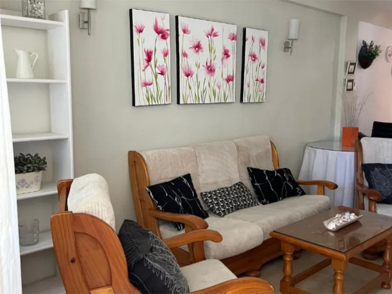 House - Townhouse в продаже в Mijas, Málaga. В доме 4 спален и 1 ванных комнат. Площадь дома 125 м²