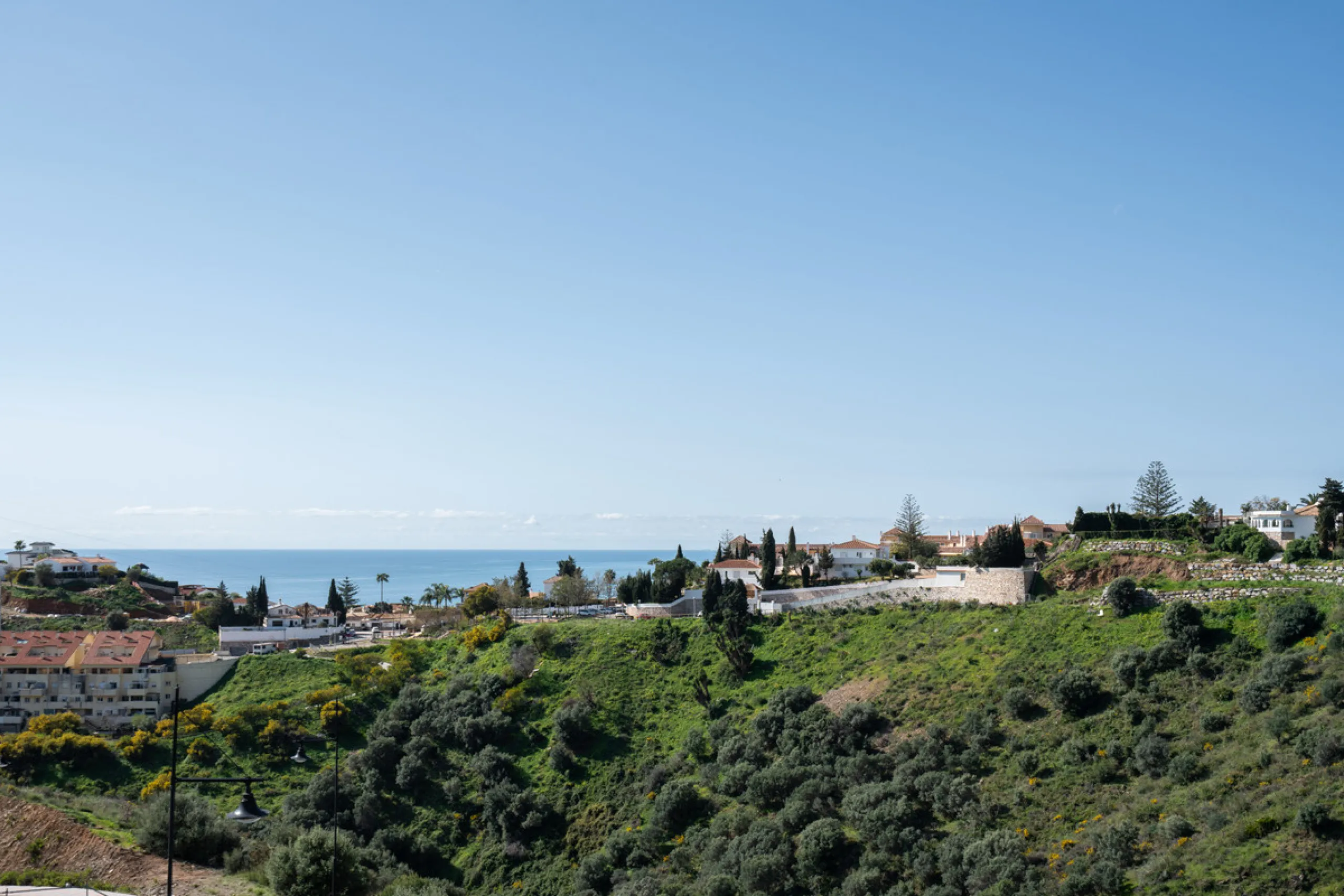 Apartment - Middle Floor Apartment в продаже в Fuengirola, Málaga. В доме 2 спален и 2 ванных комнат. Площадь дома 83 м²