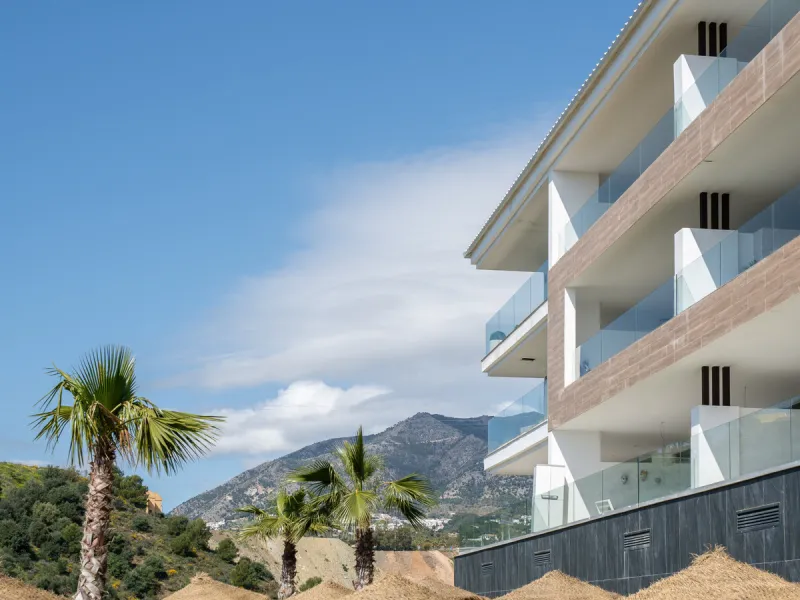 Apartment - Middle Floor Apartment в продаже в Fuengirola, Málaga. В доме 2 спален и 2 ванных комнат. Площадь дома 83 м²