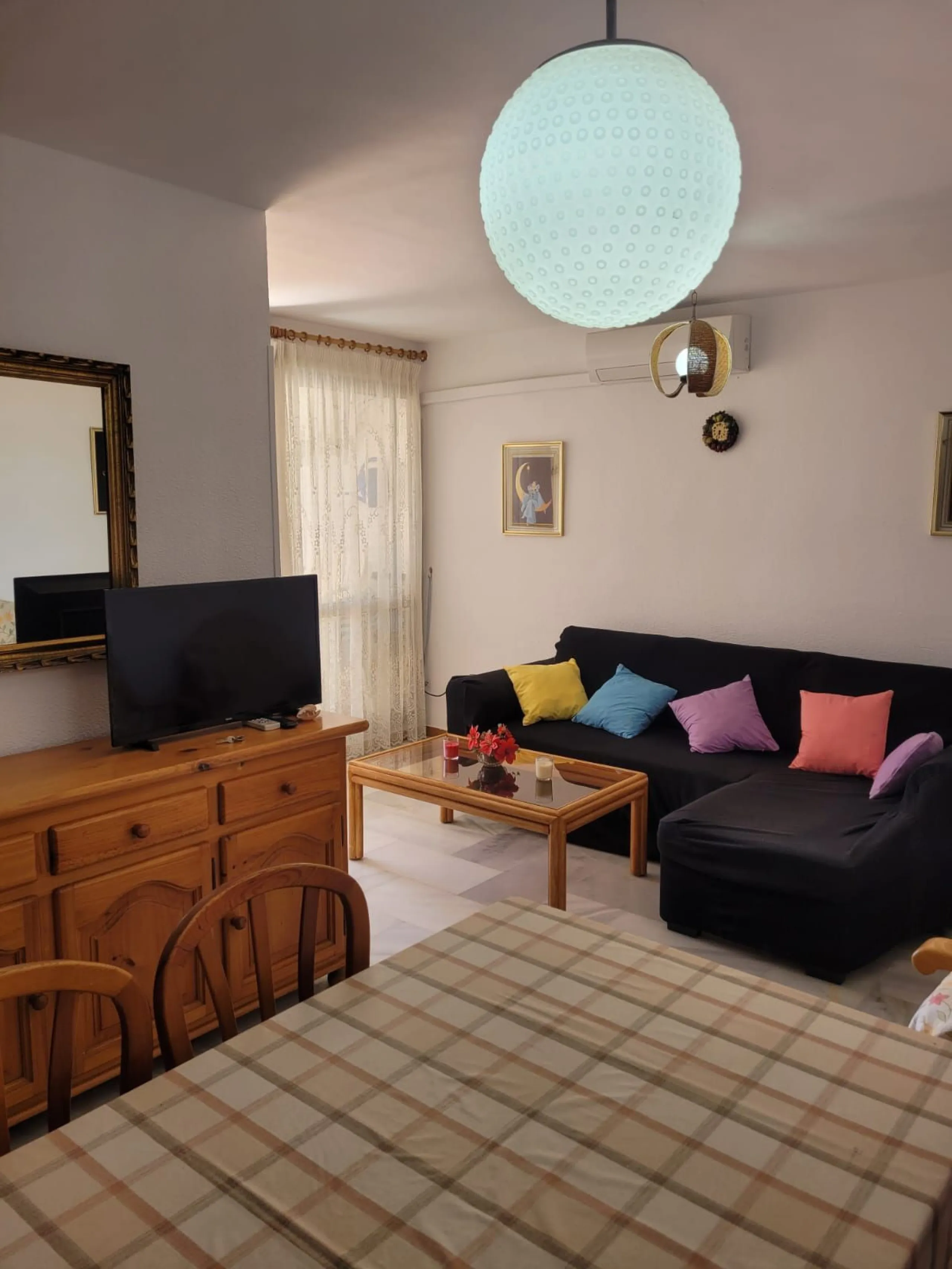 Apartment - Ground Floor Apartment в продаже в Torremolinos, Málaga. В доме 3 спален и 2 ванных комнат. Площадь дома 80 м²