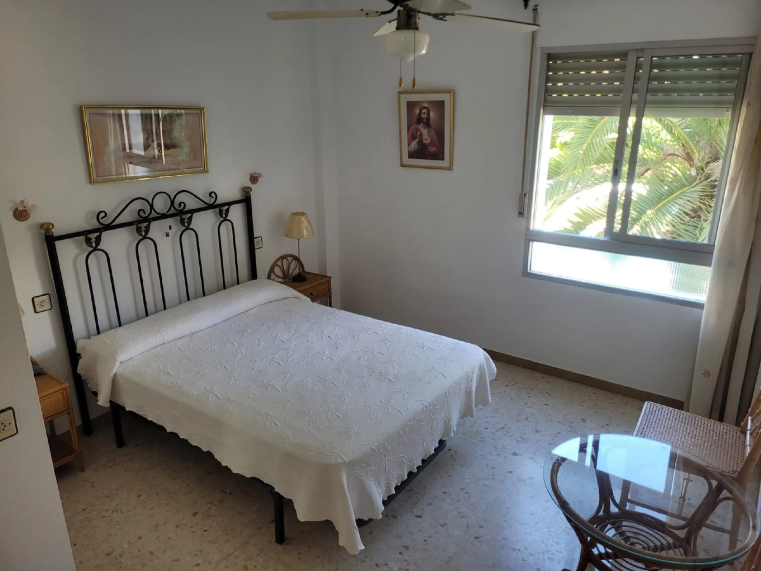 Apartment - Ground Floor Apartment в продаже в Torremolinos, Málaga. В доме 3 спален и 2 ванных комнат. Площадь дома 80 м²