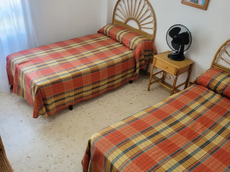 Apartment - Ground Floor Apartment в продаже в Torremolinos, Málaga. В доме 3 спален и 2 ванных комнат. Площадь дома 80 м²