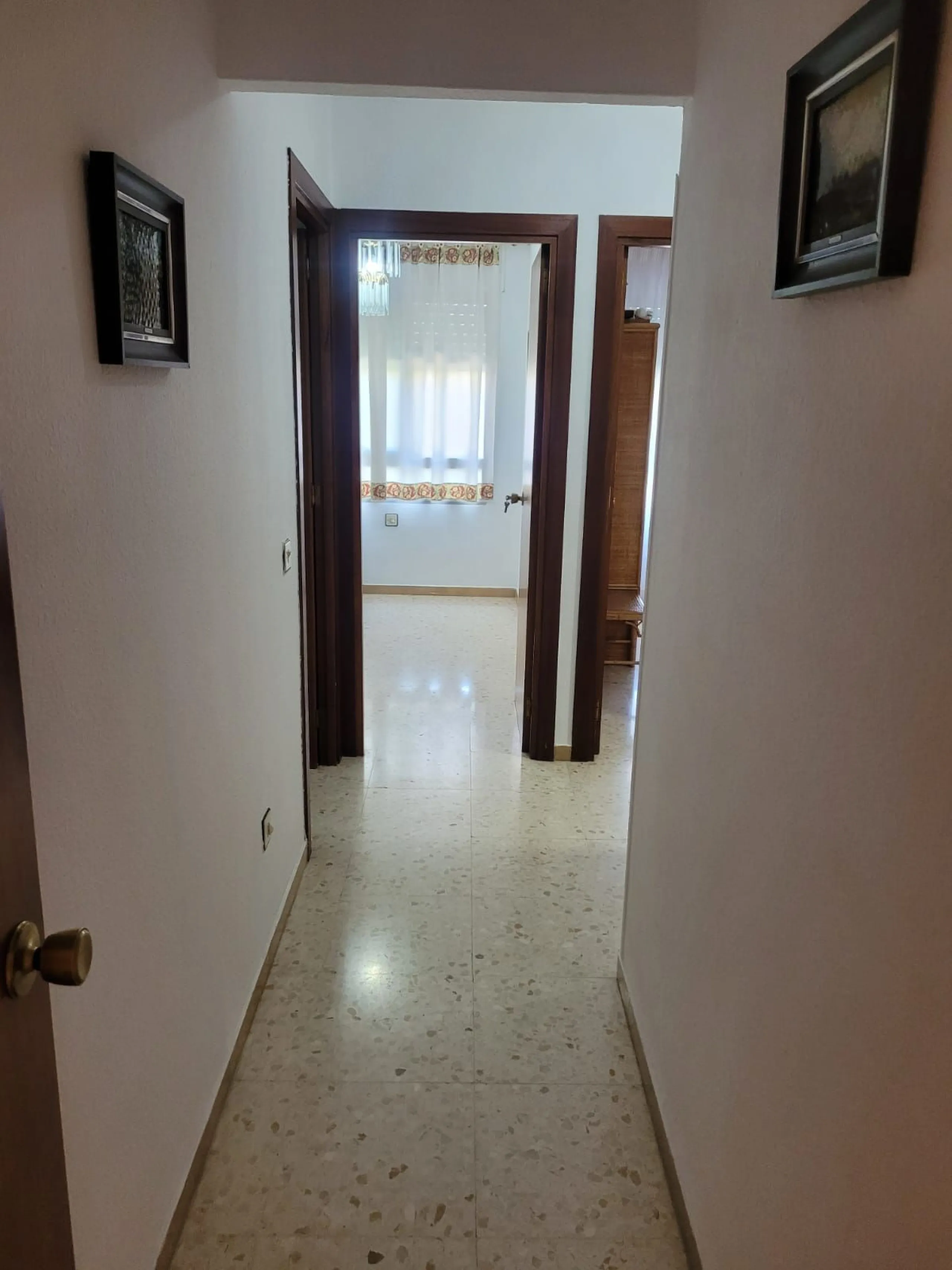 Apartment - Ground Floor Apartment в продаже в Torremolinos, Málaga. В доме 3 спален и 2 ванных комнат. Площадь дома 80 м²