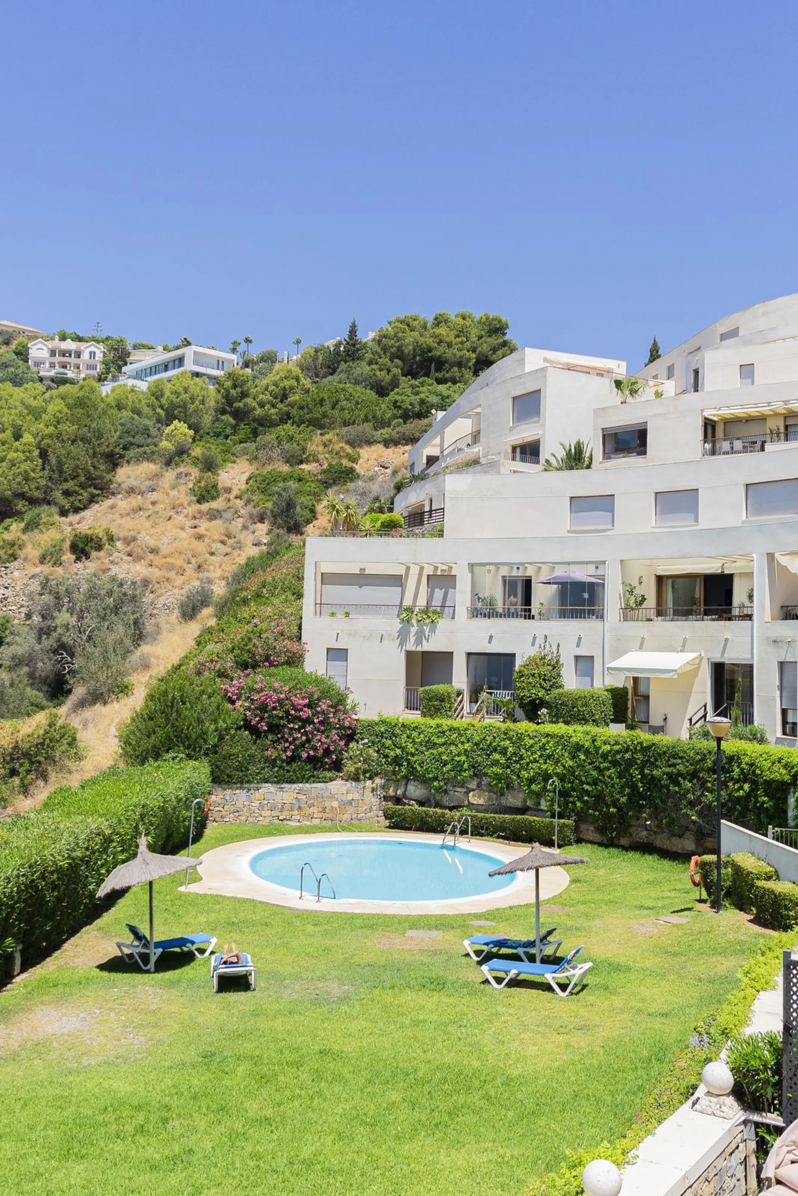 Live in paradise with sea and mountain views!