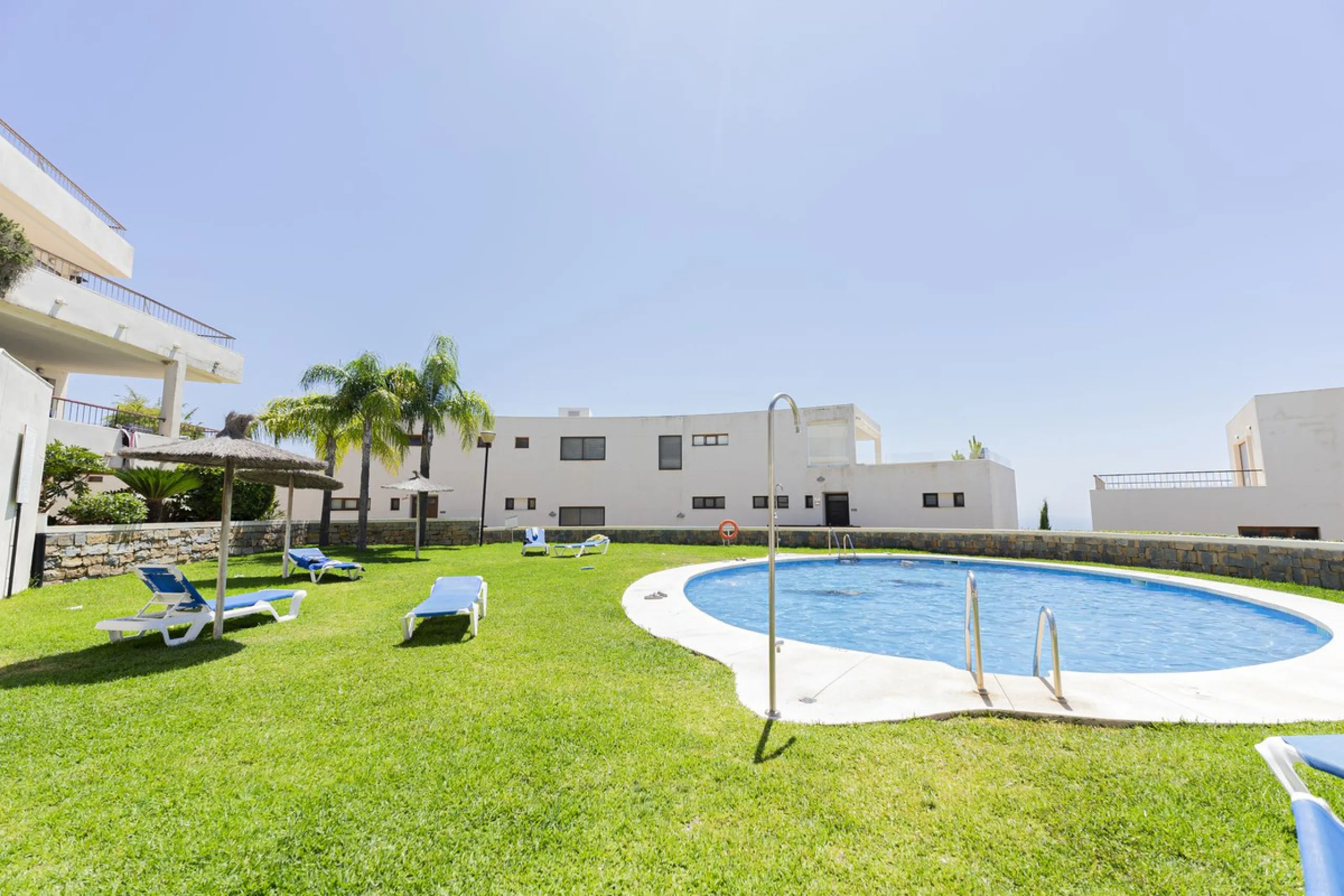 Live in paradise with sea and mountain views!