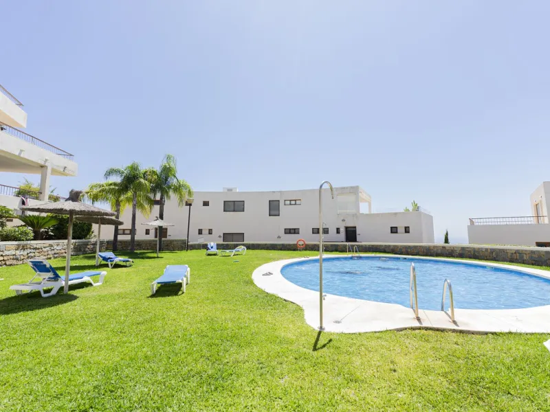 Live in paradise with sea and mountain views!