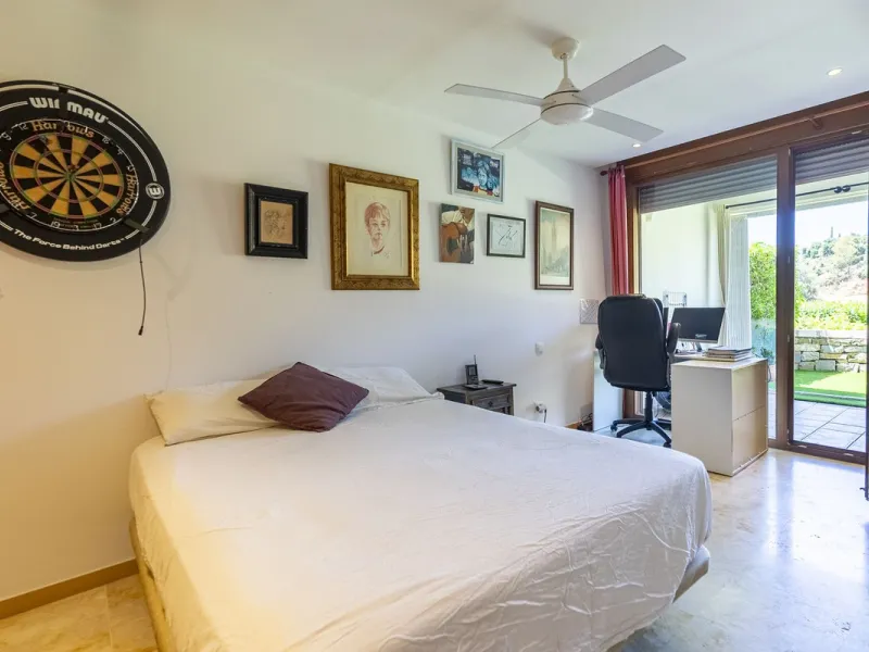 Live in paradise with sea and mountain views!