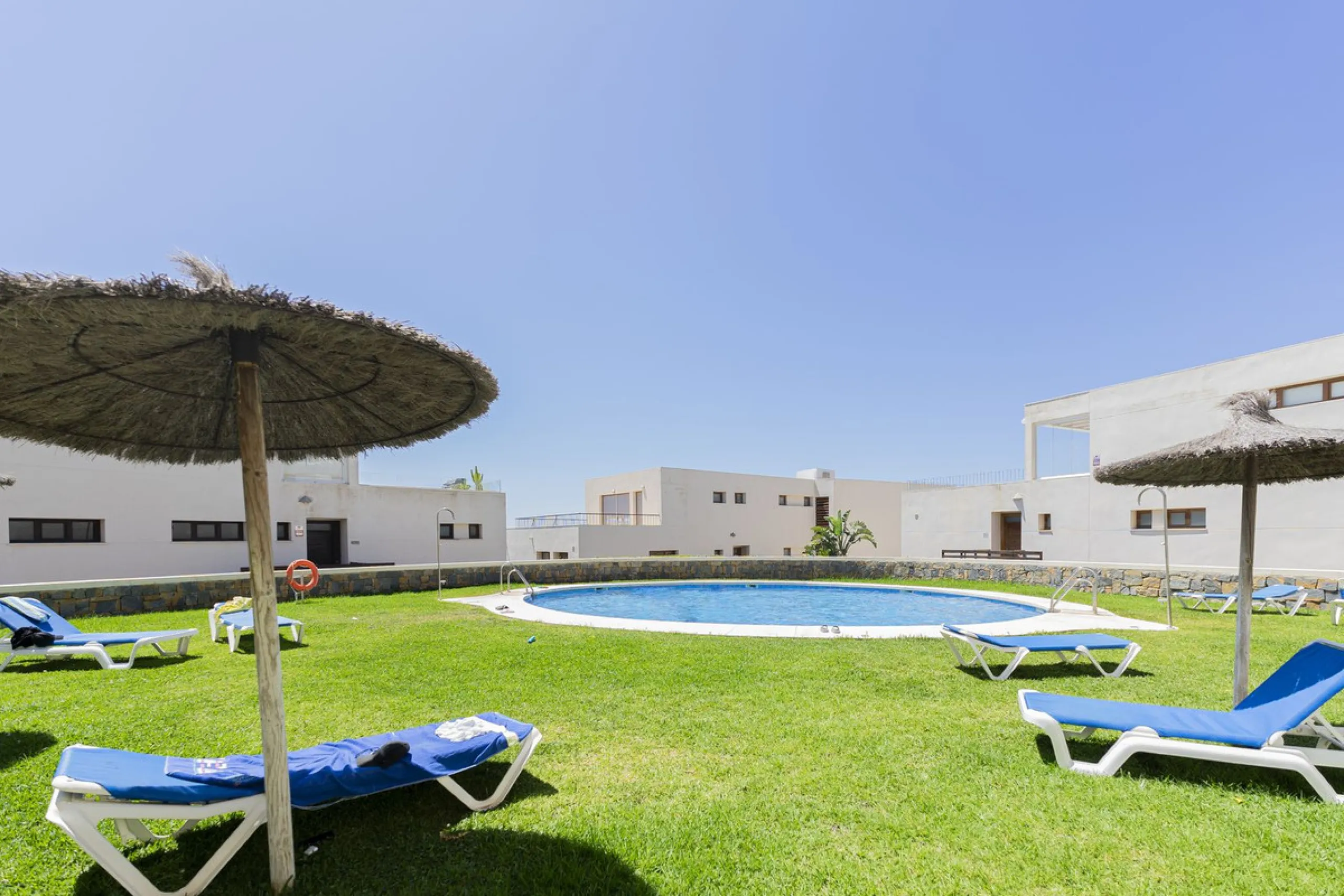Live in paradise with sea and mountain views!