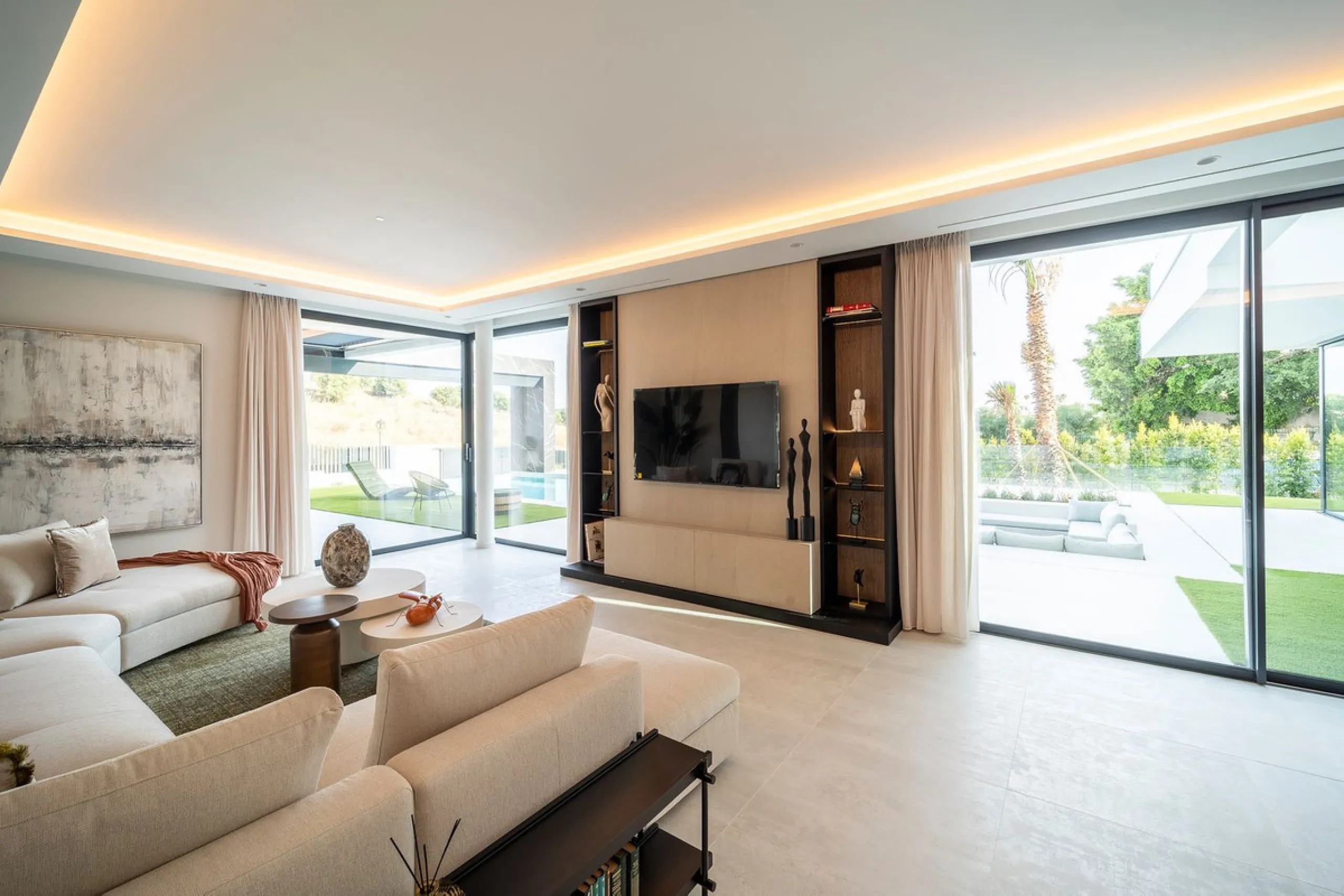 Exclusive Luxury Villa in El Paraíso Alto – Modern, Spacious, and Just Minutes from Puerto Banús & Estepona
