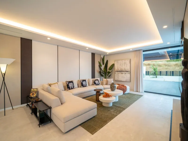 Exclusive Luxury Villa in El Paraíso Alto – Modern, Spacious, and Just Minutes from Puerto Banús & Estepona