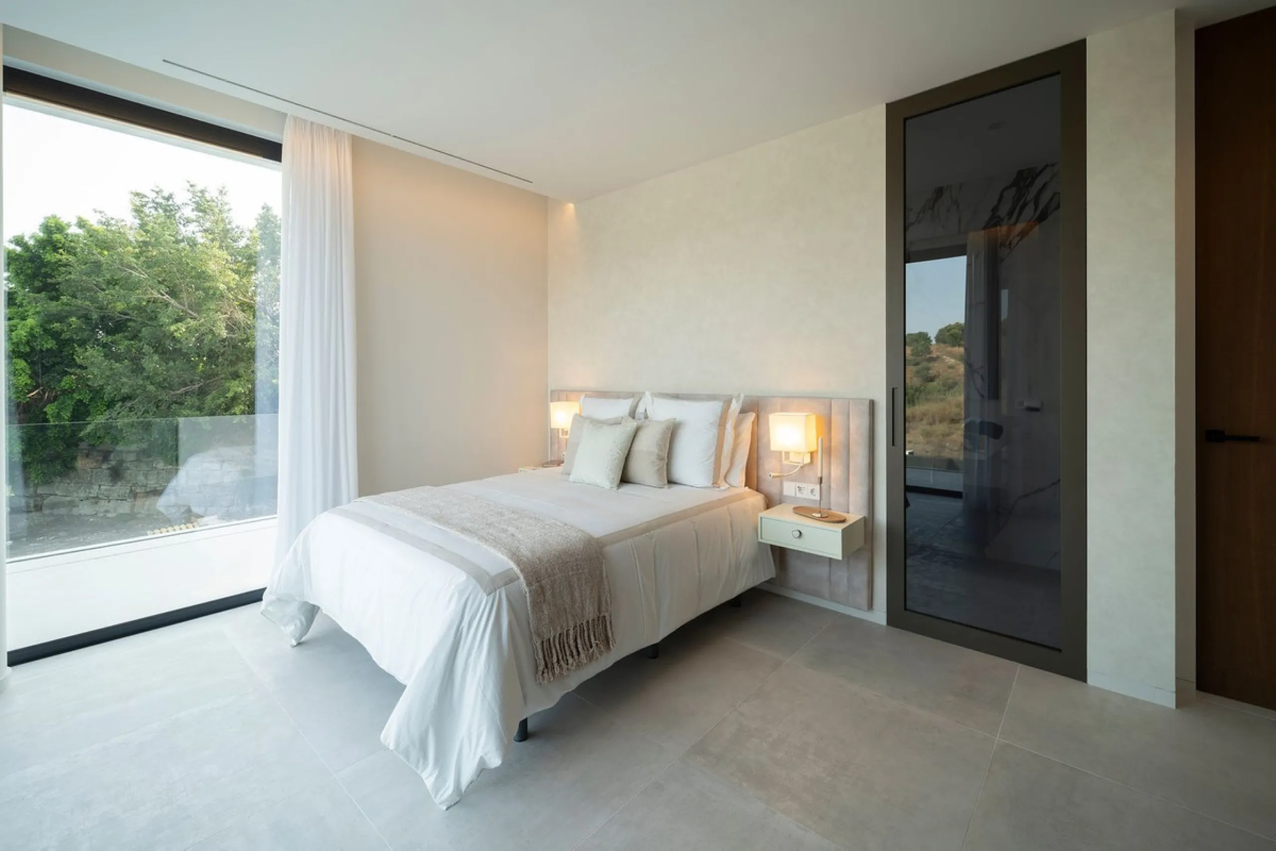 Exclusive Luxury Villa in El Paraíso Alto – Modern, Spacious, and Just Minutes from Puerto Banús & Estepona