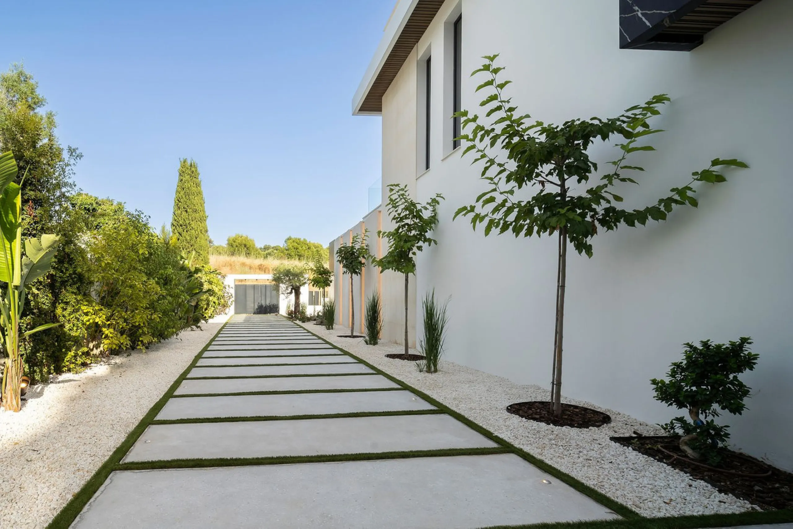 Exclusive Luxury Villa in El Paraíso Alto – Modern, Spacious, and Just Minutes from Puerto Banús & Estepona