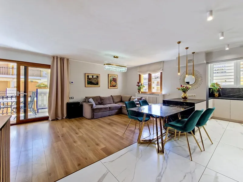 Exclusive renovated penthouse with sea views and direct beach access in Calafell