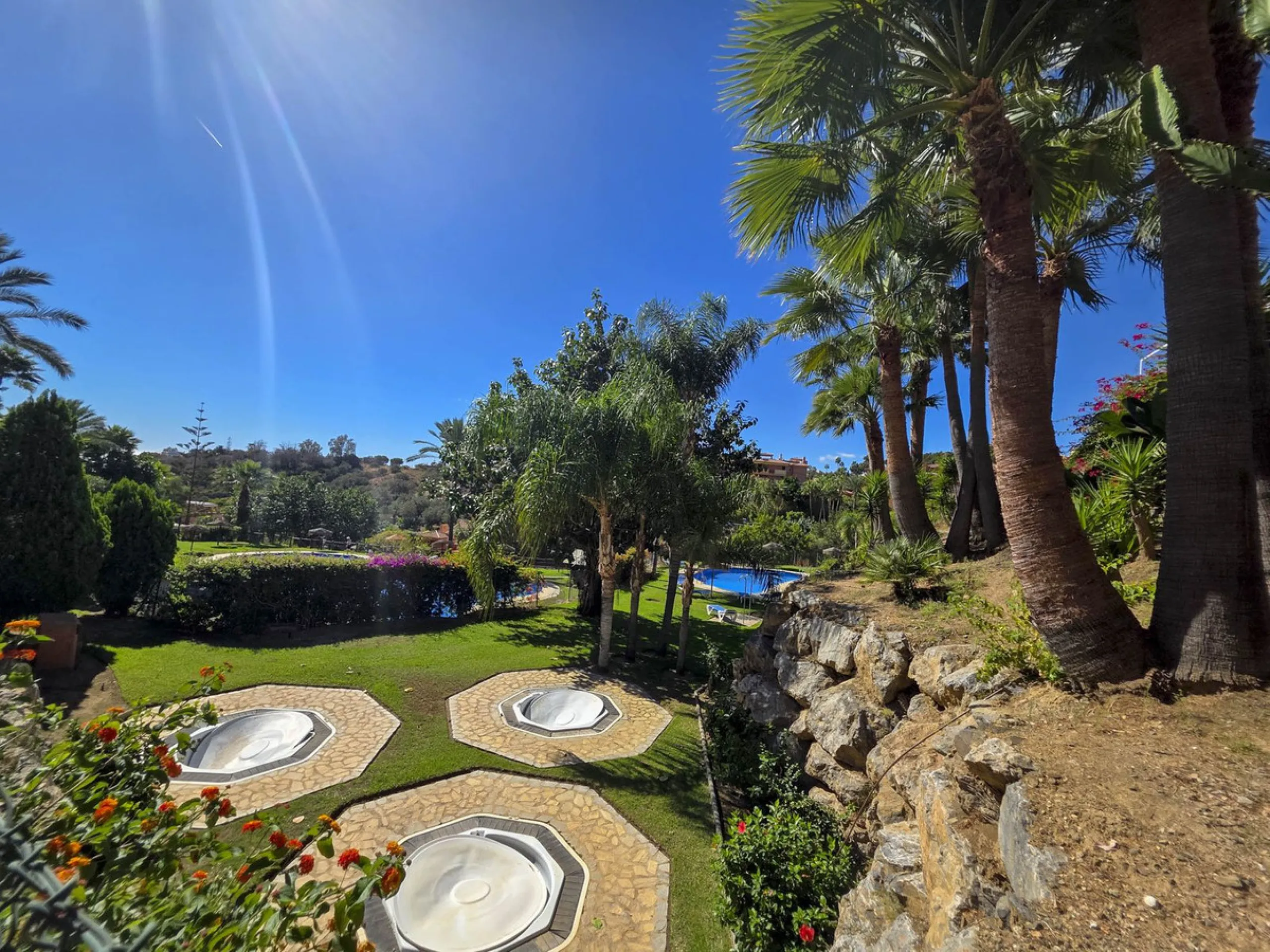 Renovated Apartment in La Reserva de Marbella – Marbella East