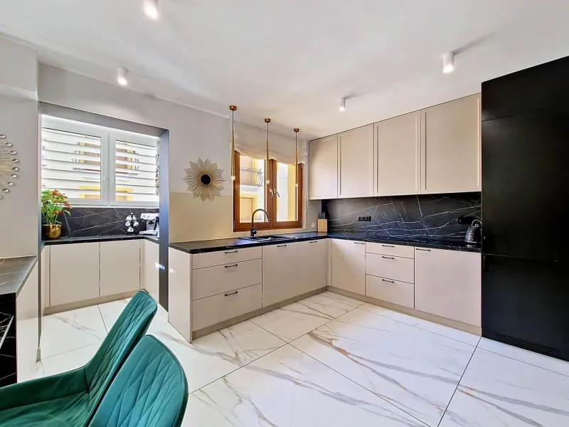 Exclusive renovated penthouse with sea views and direct beach access in Calafell