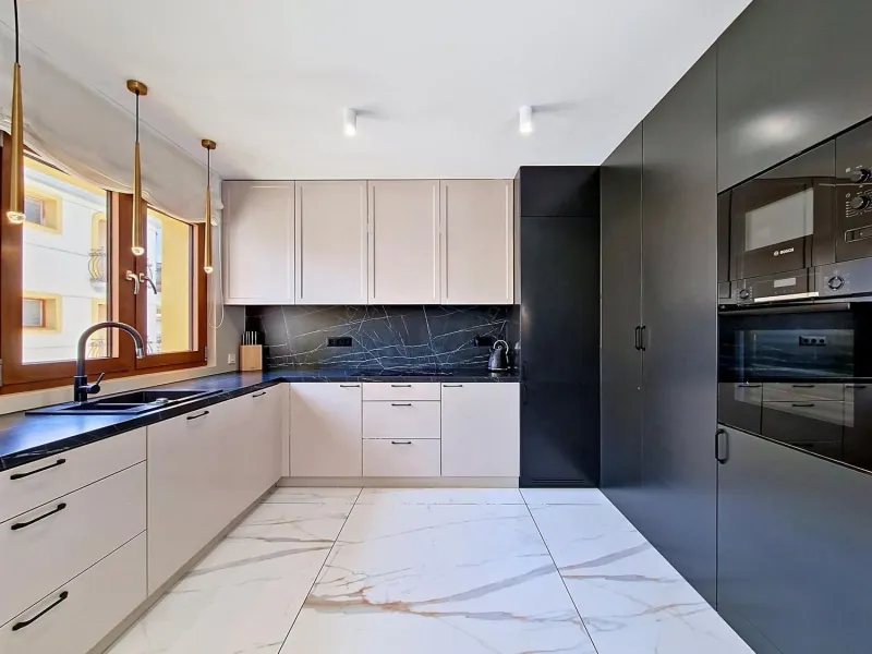 Exclusive renovated penthouse with sea views and direct beach access in Calafell