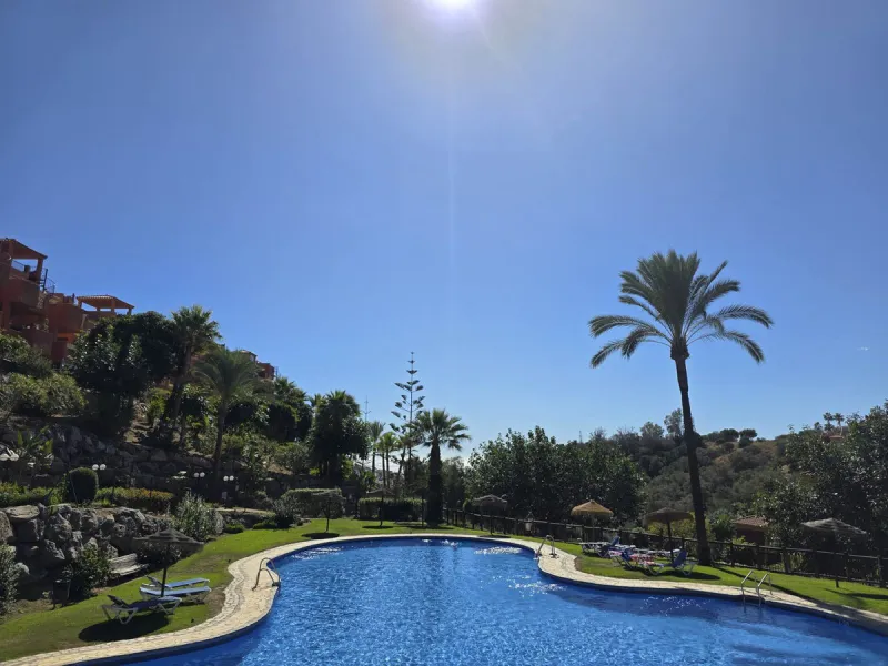 Renovated Apartment in La Reserva de Marbella – Marbella East