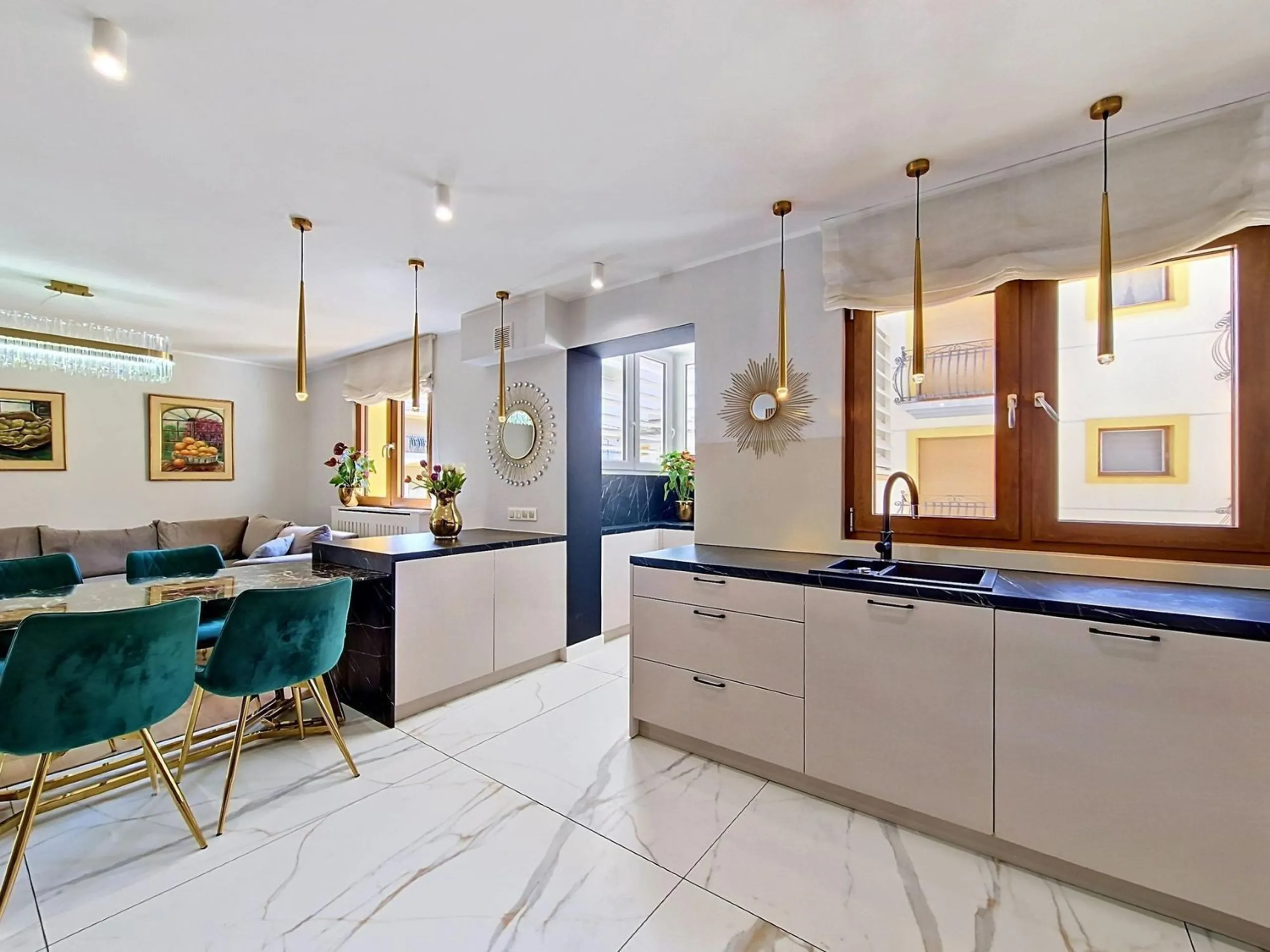 Exclusive renovated penthouse with sea views and direct beach access in Calafell