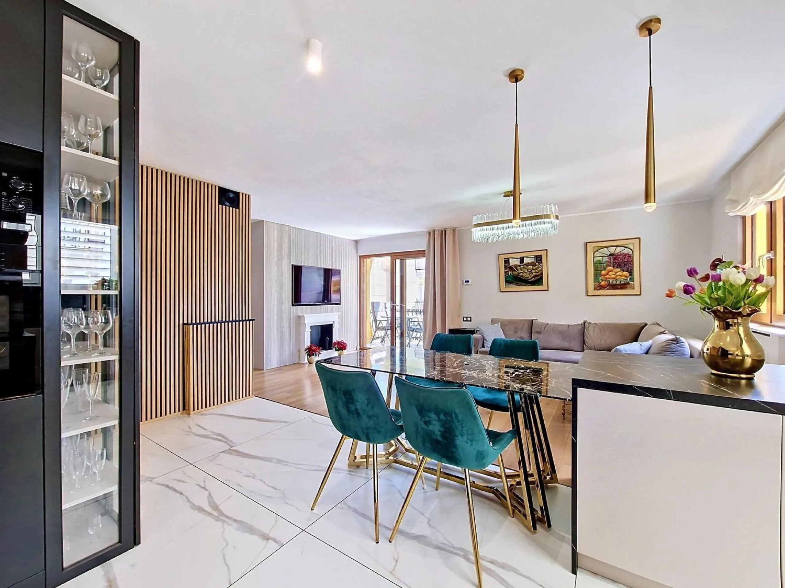 Exclusive renovated penthouse with sea views and direct beach access in Calafell
