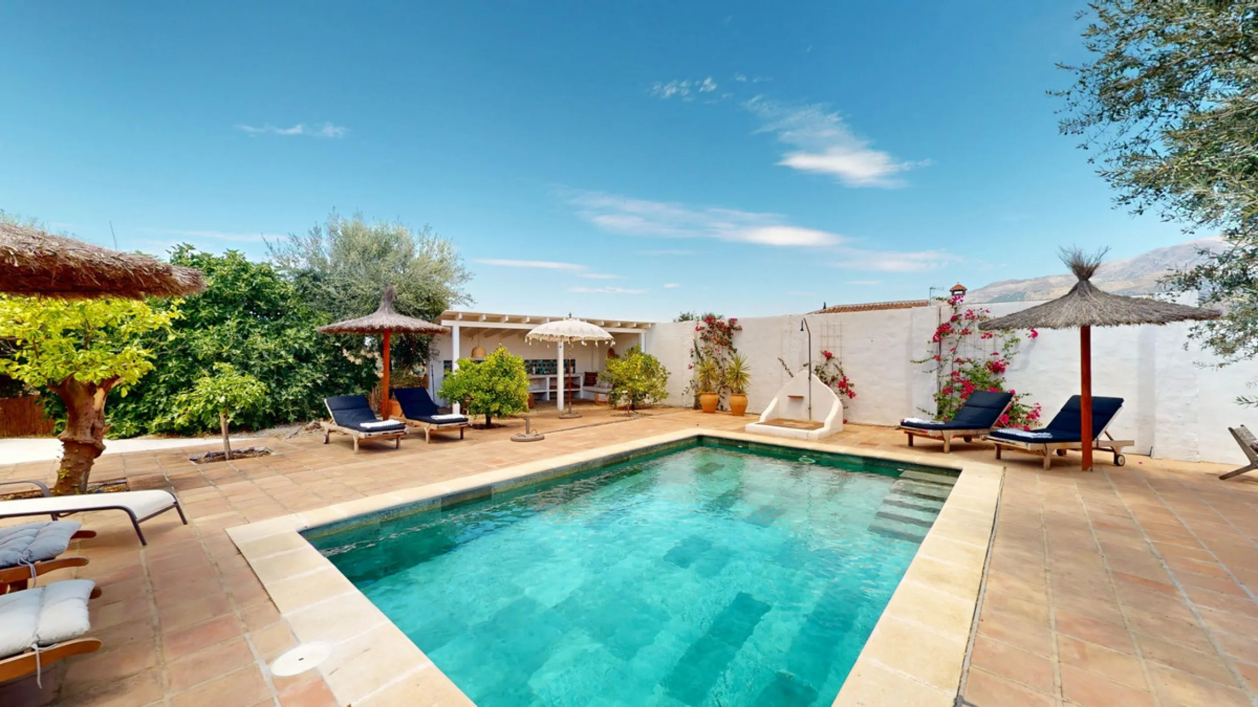 Nestled in the hills of Arenas, Málaga, this enchanting cortijo is more than just a home it's a Mediterranean haven full of character, peace, and possibility. Divided into three separate apartments, its perfectly suited for use as a charming B&B or a spac