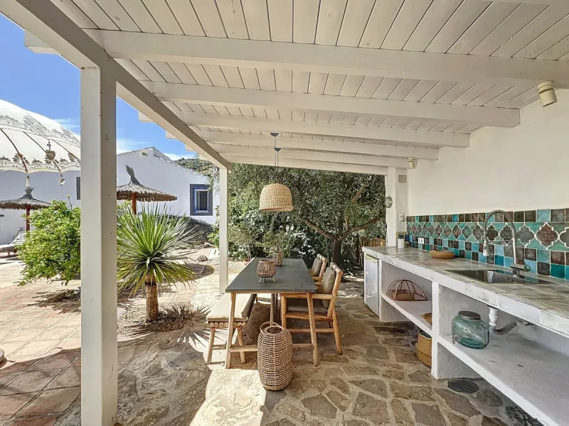 Nestled in the hills of Arenas, Málaga, this enchanting cortijo is more than just a home it's a Mediterranean haven full of character, peace, and possibility. Divided into three separate apartments, its perfectly suited for use as a charming B&B or a spac