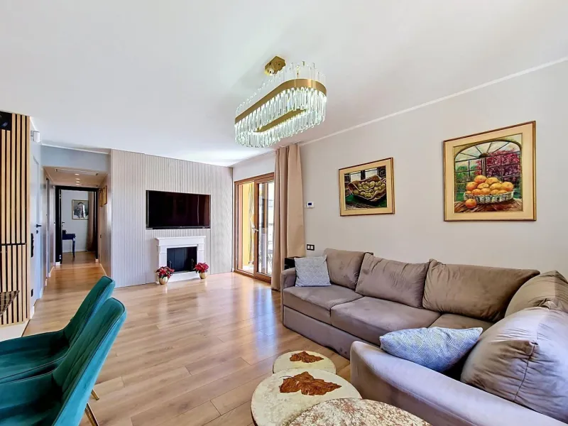 Exclusive renovated penthouse with sea views and direct beach access in Calafell
