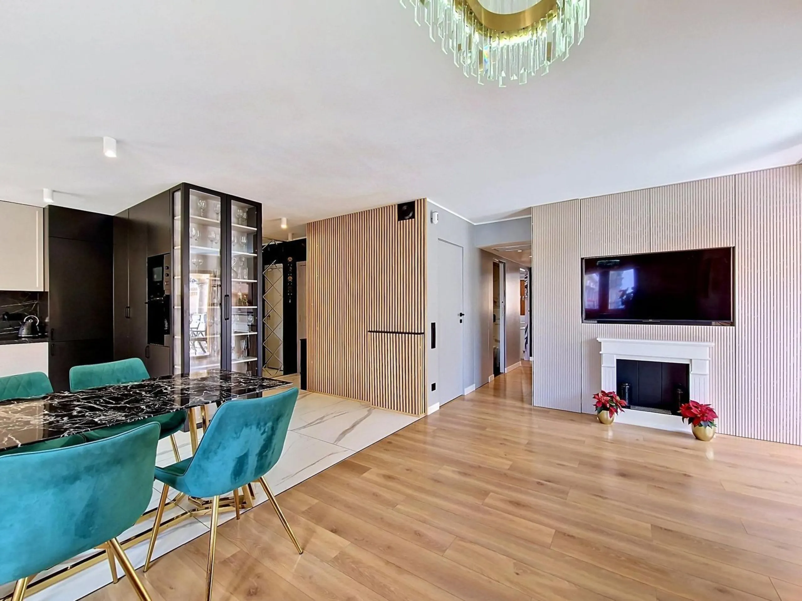 Exclusive renovated penthouse with sea views and direct beach access in Calafell