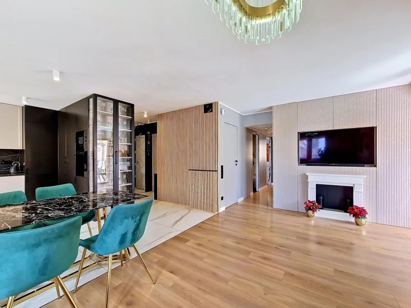 Exclusive renovated penthouse with sea views and direct beach access in Calafell