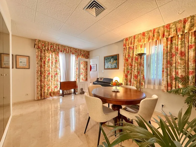 Bright and Spacious One-Bedroom Apartment in Le Village – Marbella