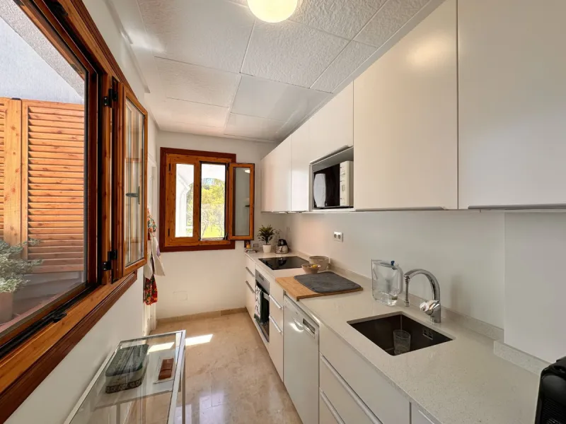Bright and Spacious One-Bedroom Apartment in Le Village – Marbella