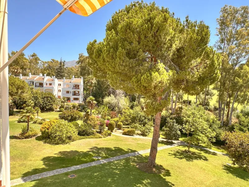Bright and Spacious One-Bedroom Apartment in Le Village – Marbella