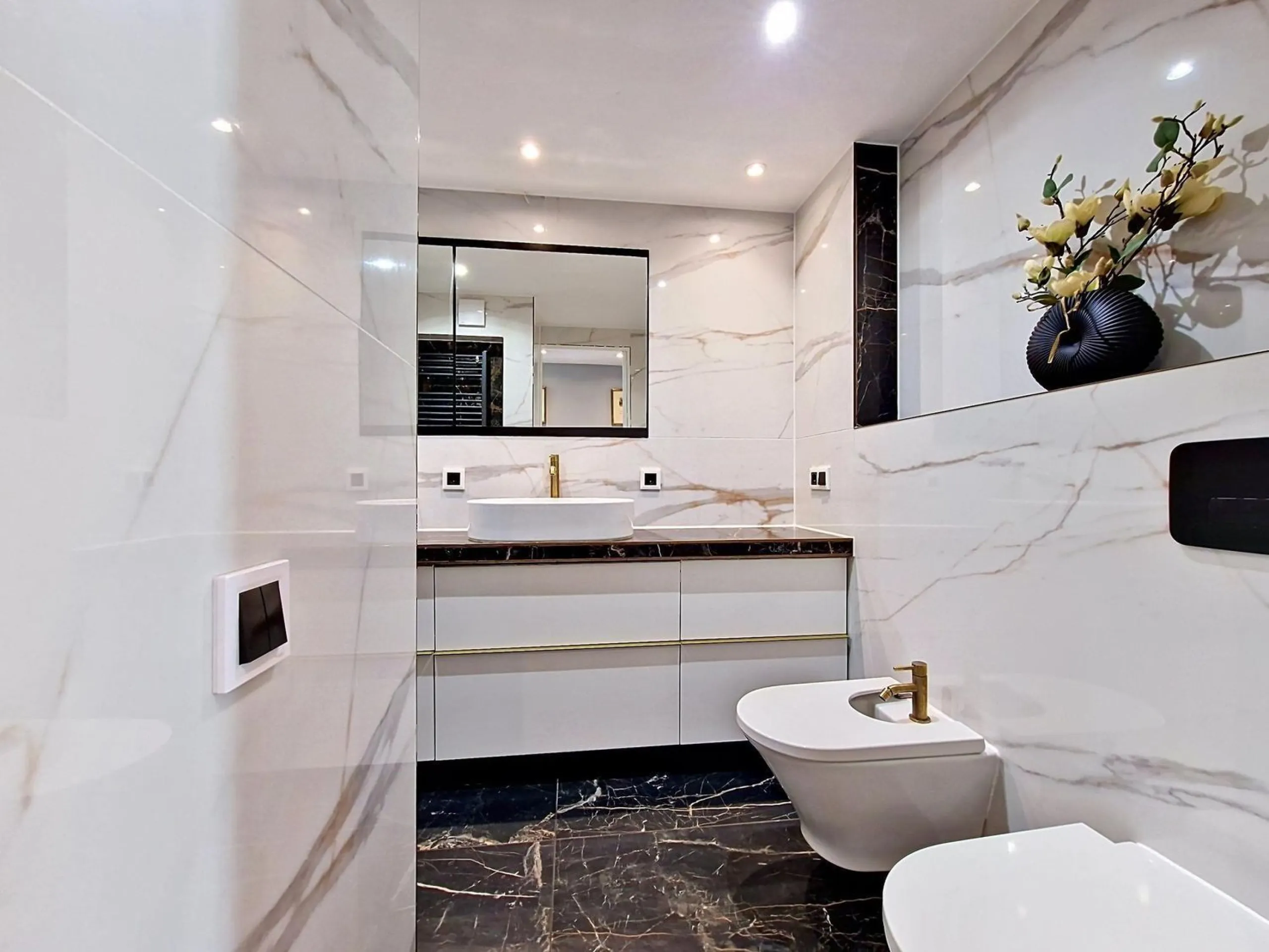 Exclusive renovated penthouse with sea views and direct beach access in Calafell