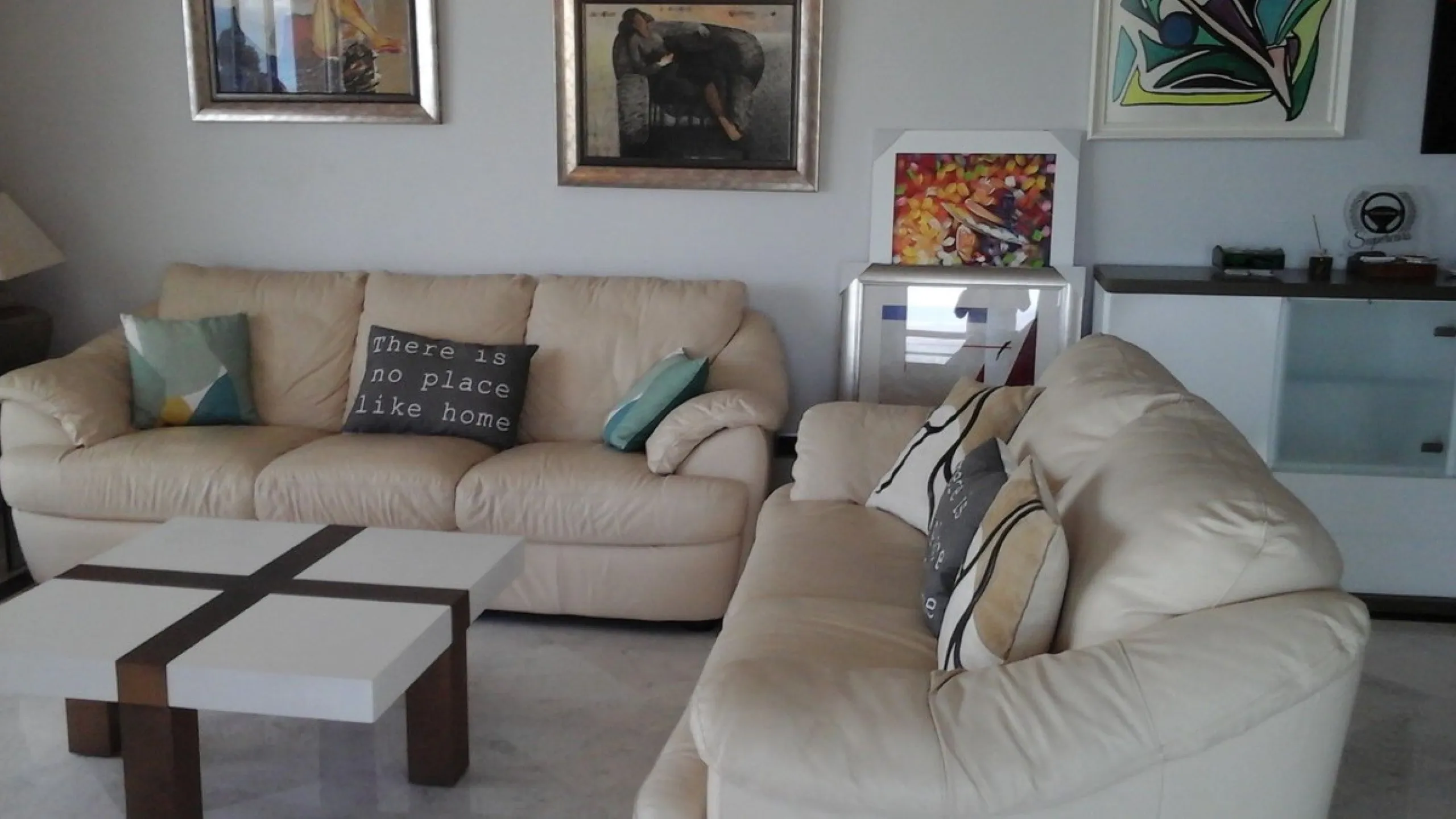 Fantastic 3 bedrooms, corner apartment on a 5th floor for sale in Marina Banus. Open sea views. lots of light as it is South facing. Immaculate!!! Parking and storeroom included in the price.