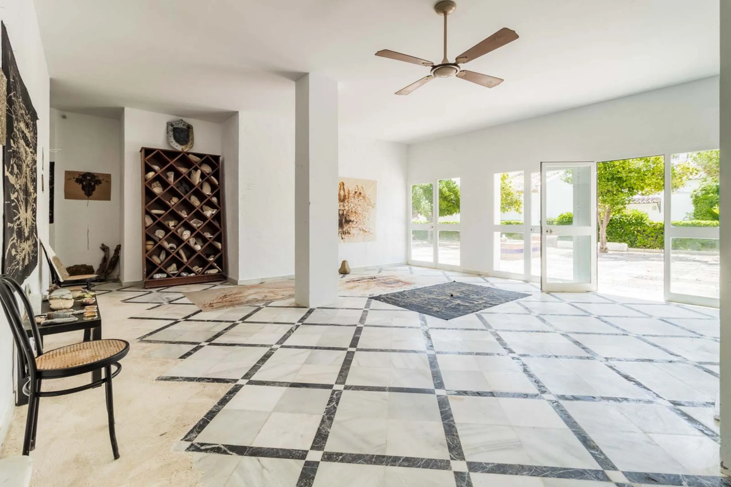Fantastic commercial premises for sale in Bahía Dorada, Estepona