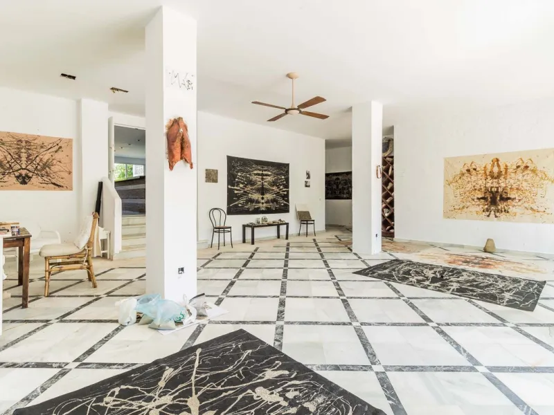 Fantastic commercial premises for sale in Bahía Dorada, Estepona
