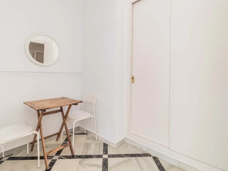 Fantastic commercial premises for sale in Bahía Dorada, Estepona