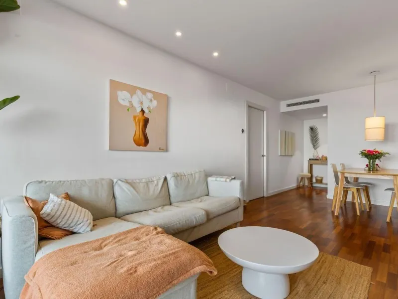 Modern and bright apartment with terrace in Diagonal Mar, Barcelona