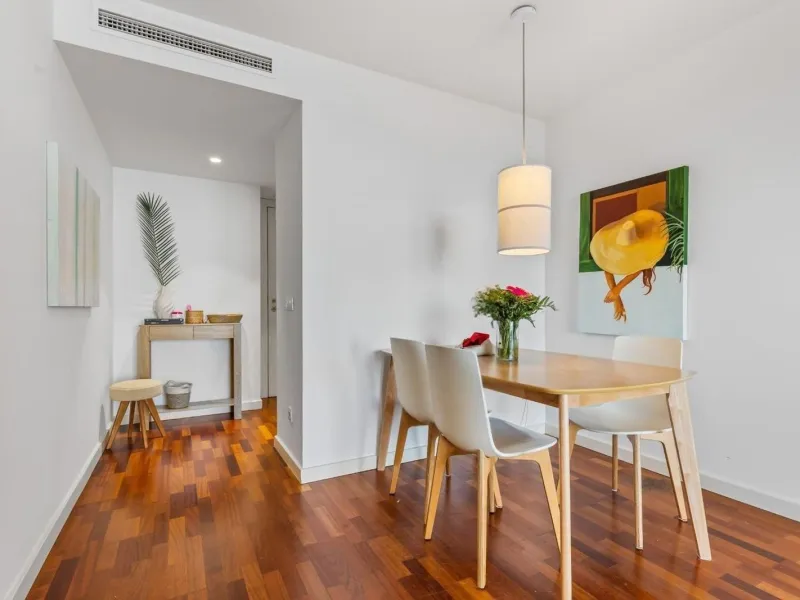 Modern and bright apartment with terrace in Diagonal Mar, Barcelona