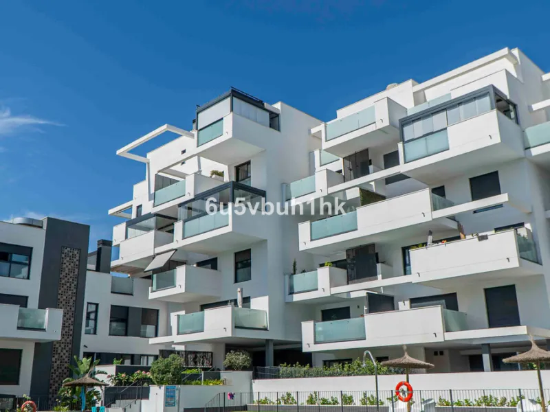 Luxury Ground Floor Apartment in Playamar – Resort-Style Living All Year Round