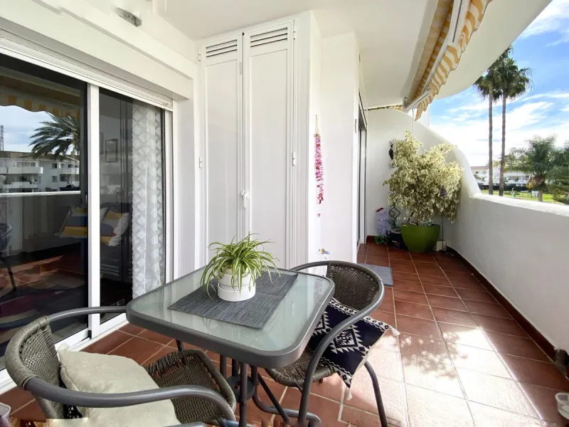 Apartment - Middle Floor Apartment в продаже в Mijas, Málaga. В доме 2 спален и 2 ванных комнат. Площадь дома 136 м²