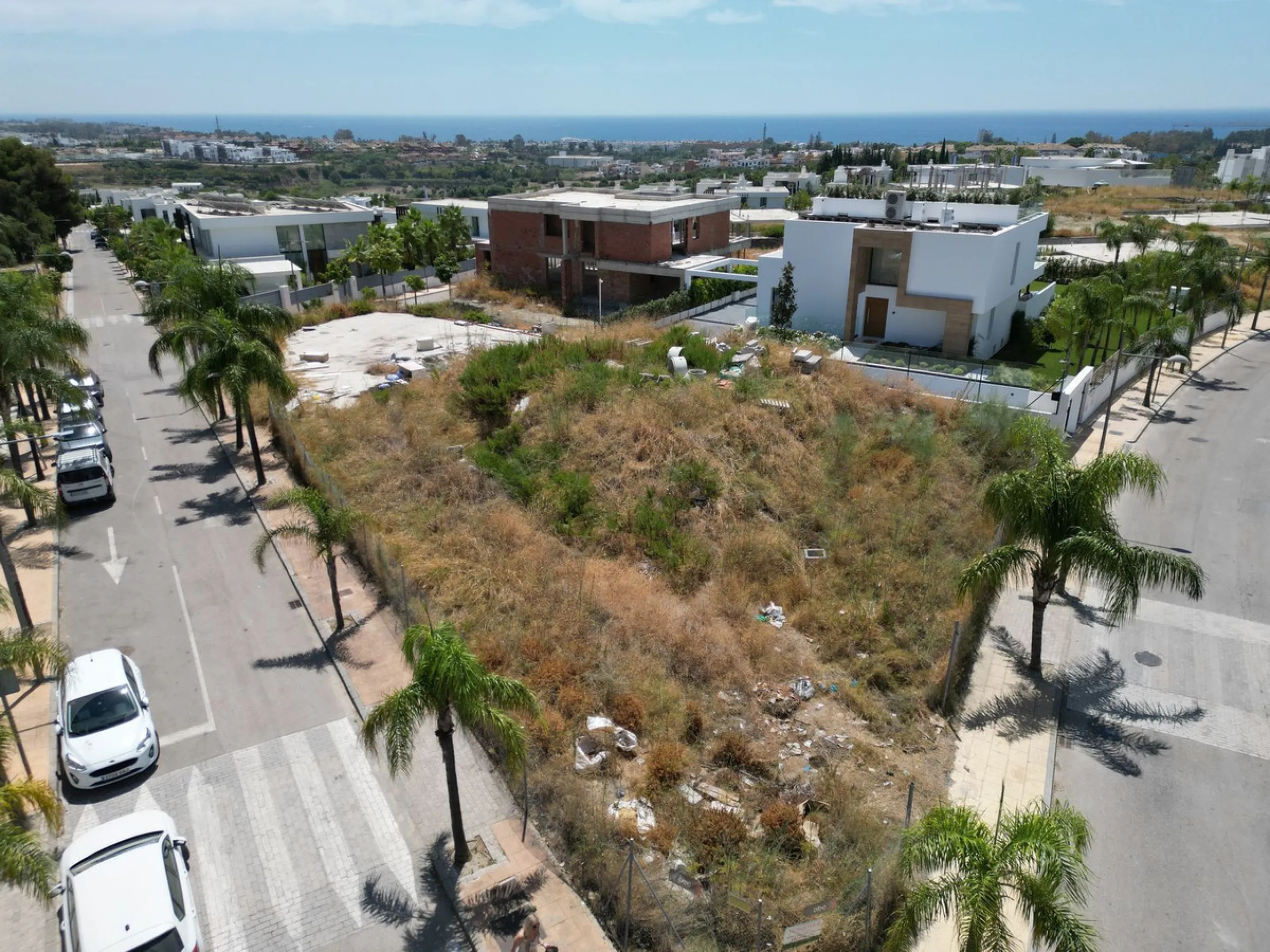 Spacious 1,118 sqm Plot for Sale in Cancelada