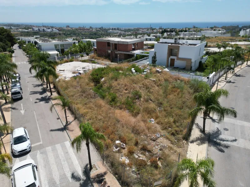 Spacious 1,118 sqm Plot for Sale in Cancelada