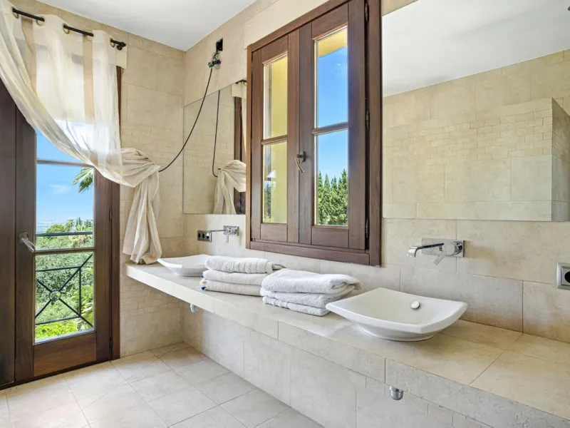 House - Detached Villa в продаже в Alhaurín el Grande, Málaga. В доме 6 спален и 6 ванных комнат. Площадь дома 600 м². Площадь участка 32000 м²