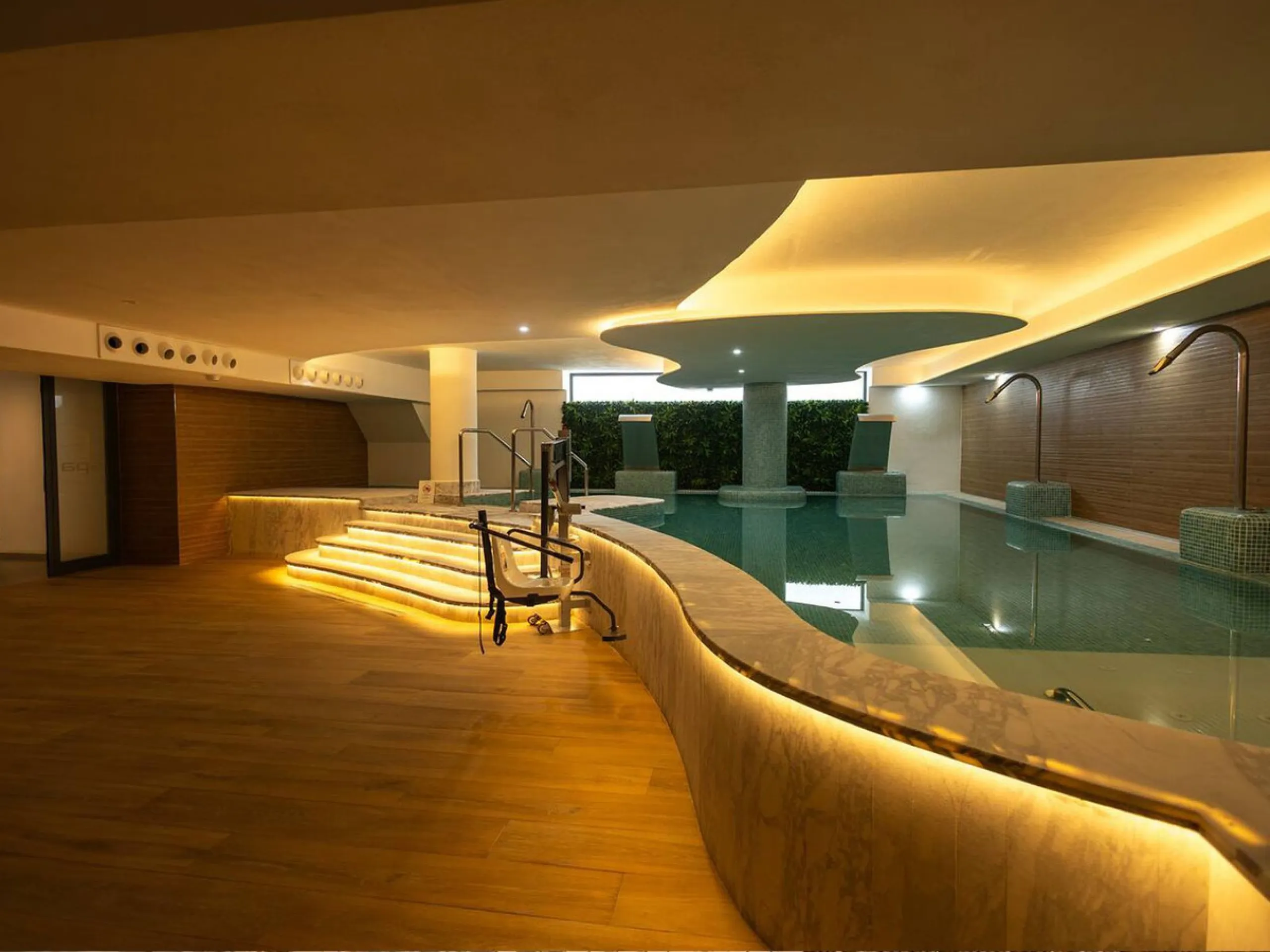 Spectacular Duplex Penthouse in the Ipanema urbanization of La Cala de Mijas.